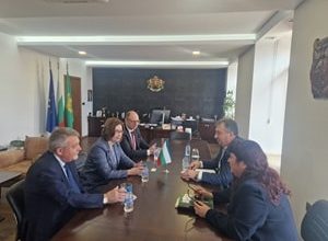 Кметът на Шумен се срещна със зам.-посланикa на Украйна